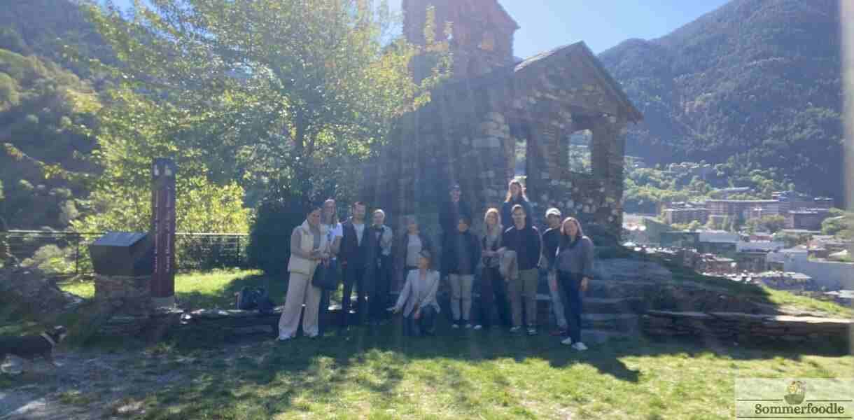 Elèves du cours de catalan à Les Bons à Encamp