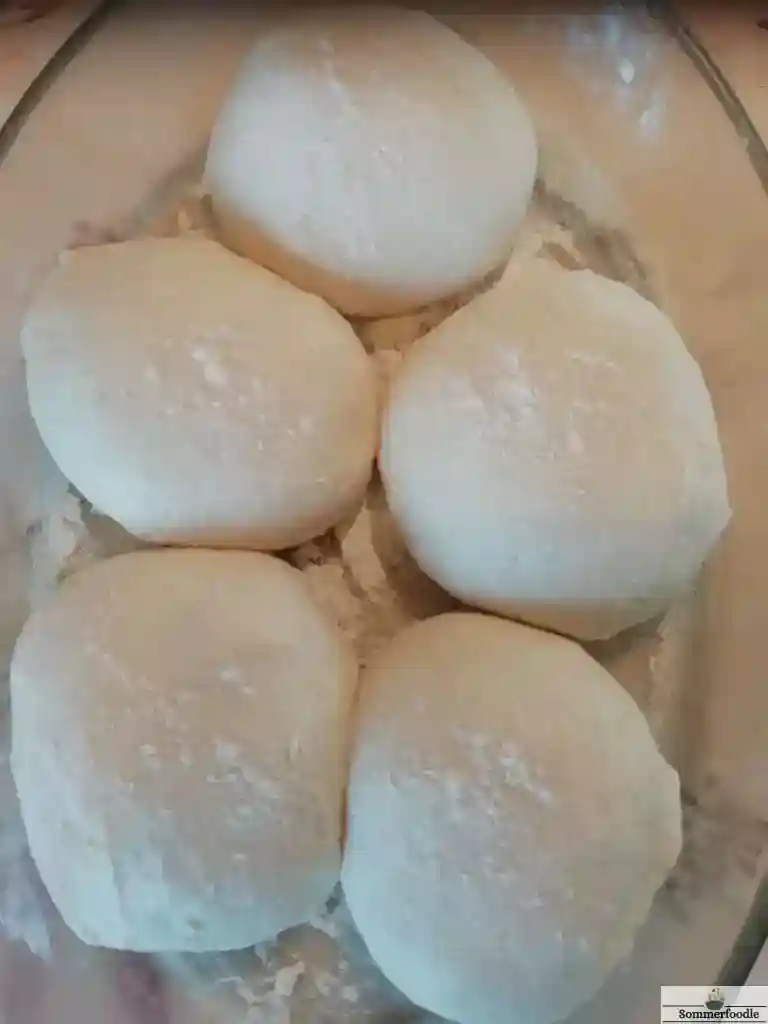 5 pâtons de pâte à pizza napolitaine