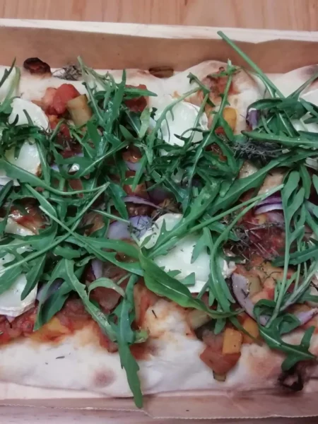 Pizzette chèvre et roquette