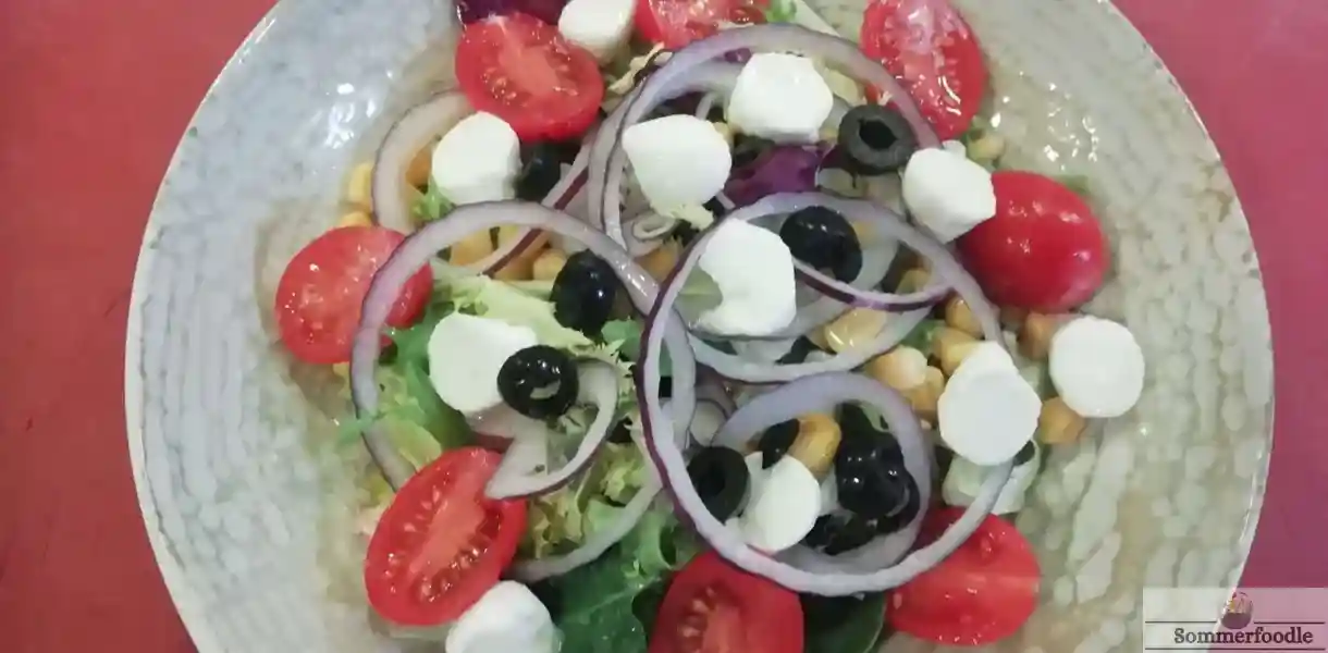 Salade crudités mozzarella