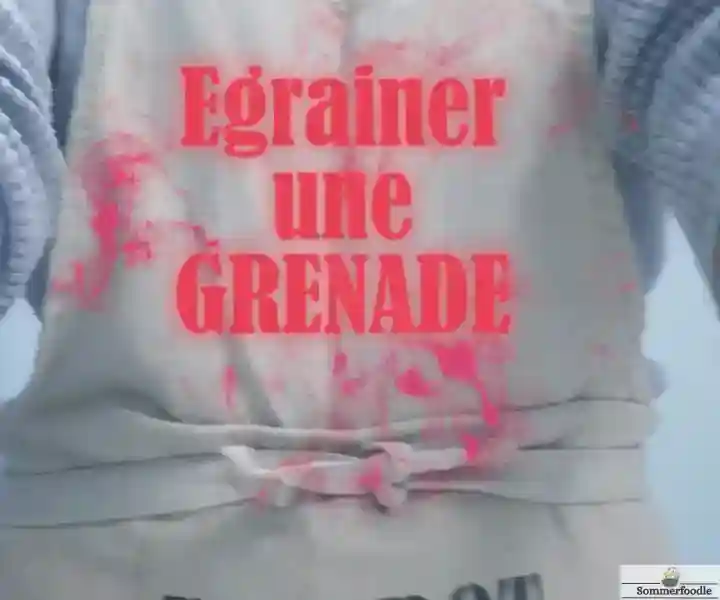 Tablier pour se préparer à égrainer une grenade
