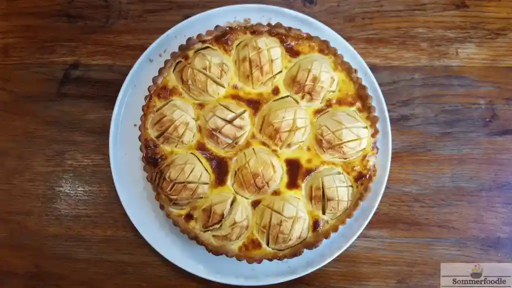 Tarte aux pommes normande