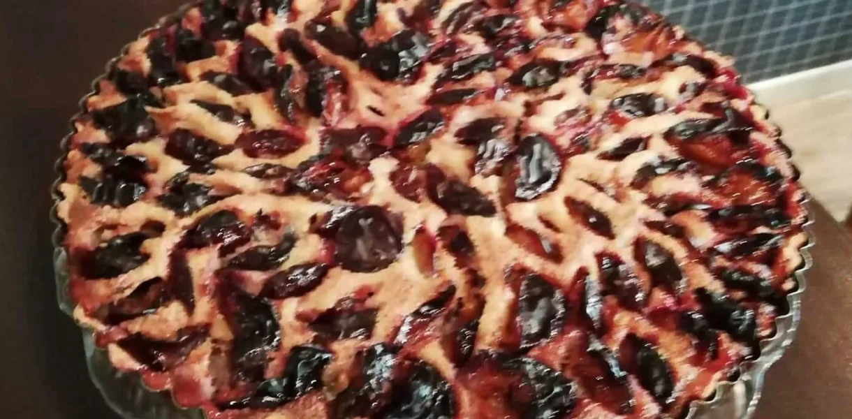 Tarte aux prunes et crème d'amande
