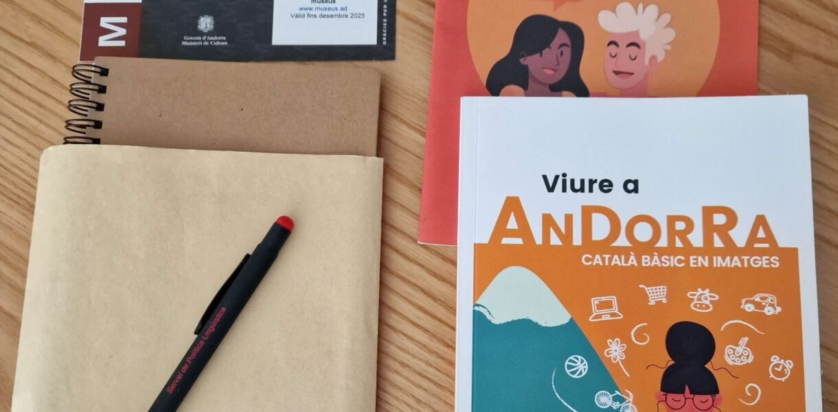 Contenu du sac du programme de "llengua catala" en Andorre