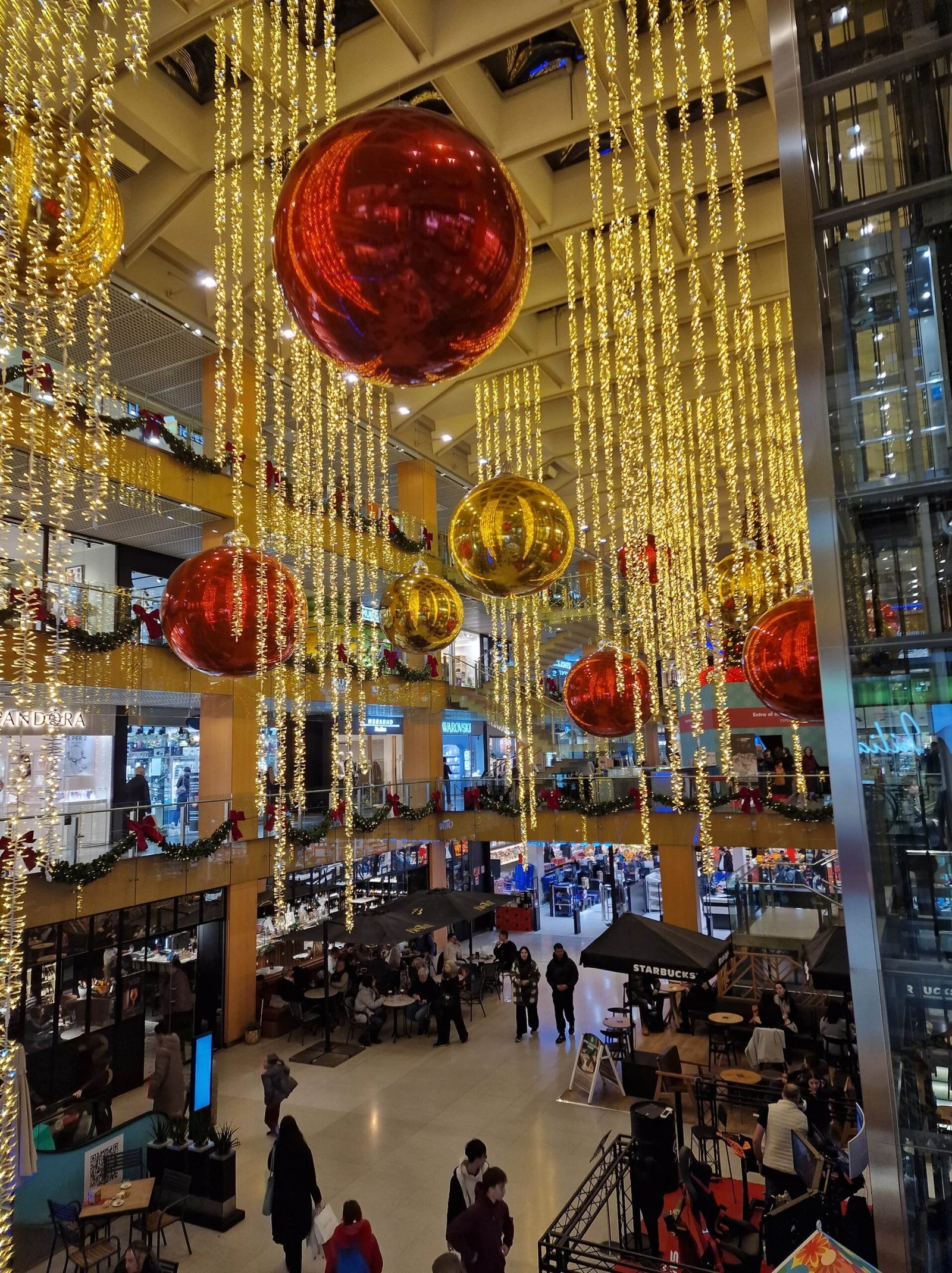 Centre commercial Illa, Noël 2025, Andorre