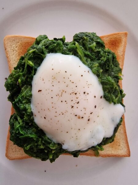 Toast épinard œuf parfait