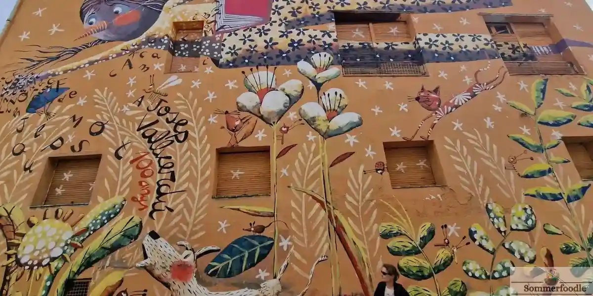 Façade d'une maison à Penelles en Espagne