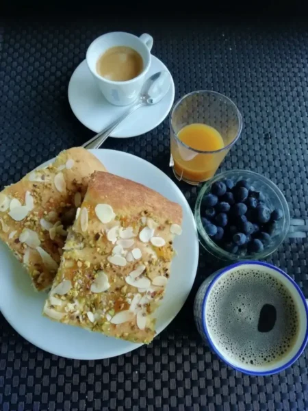 Coca Catalane. Brioche traditionnelle