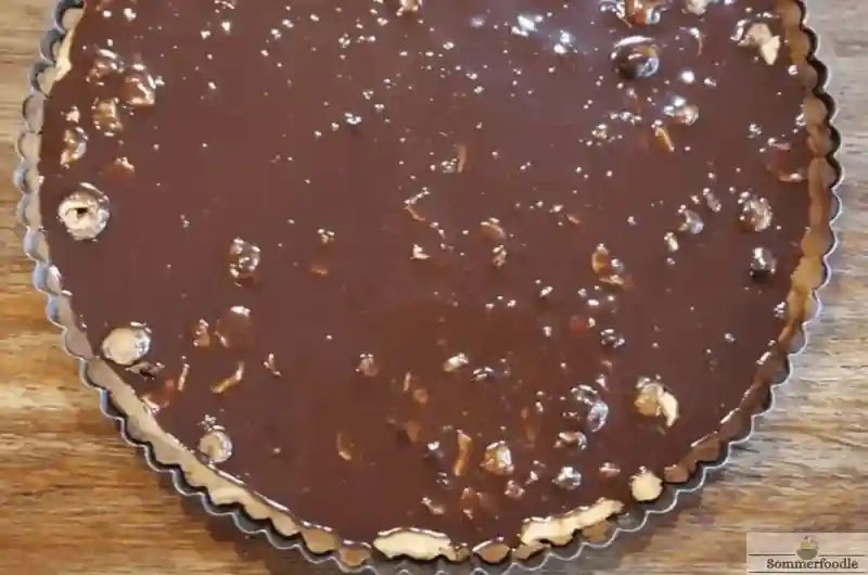 Tarte-chocolat-au-lait-noisettes-caramelisées