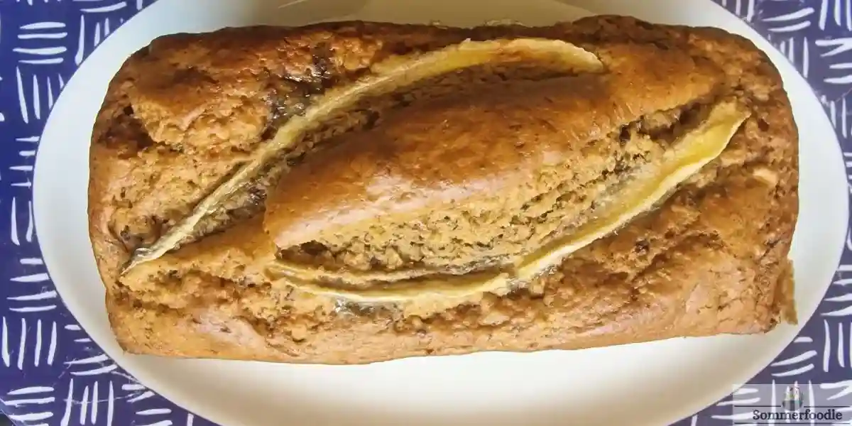 Bananabread, moelleux, anti gaspi et économique. Parfait pour le petit-déjeuner.