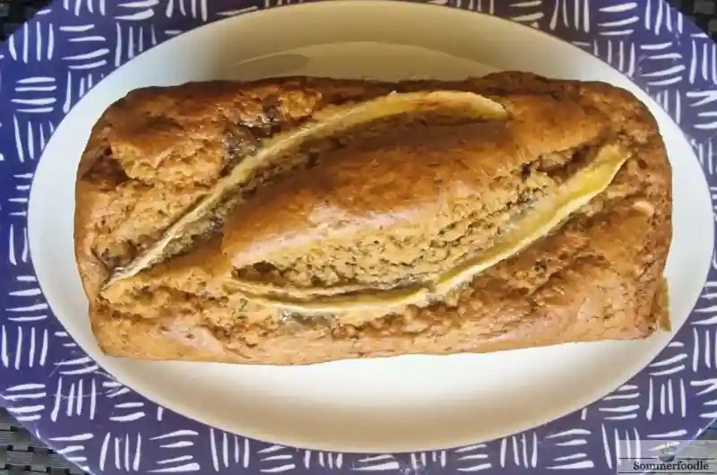 Bananabread, moelleux, anti gaspi et économique. Parfait pour le petit-déjeuner.