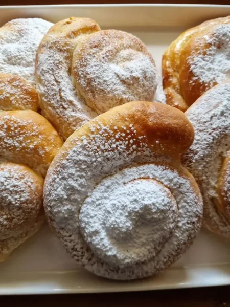 recette de brioche ultra moelleuse de Majorque : ensaimada