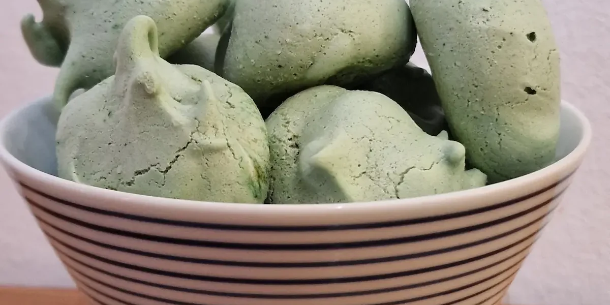 meringues au thé Matcha