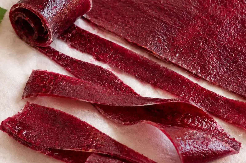 Cuir de mûres. Rouleaux aux fruits gourmands et healthy